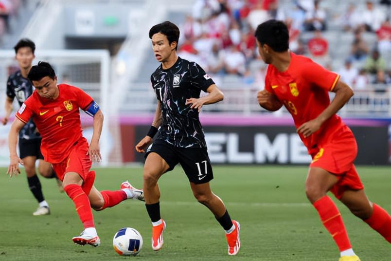 一场0-2，让成耀东再现奇葩战术，足坛罕见，亚洲杯连遭重创
