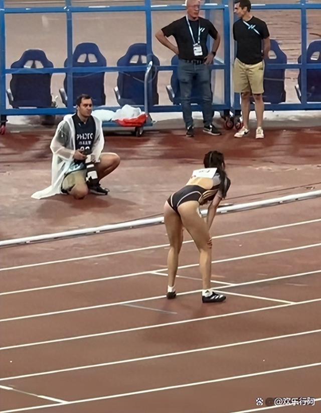 吴艳妮赛季最佳13秒04，却排名倒数第一，连体衣被指责太暴露