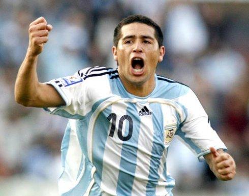 阿根廷史上的十一大巨星排名，现役五大联赛球员只有一人上榜(3)