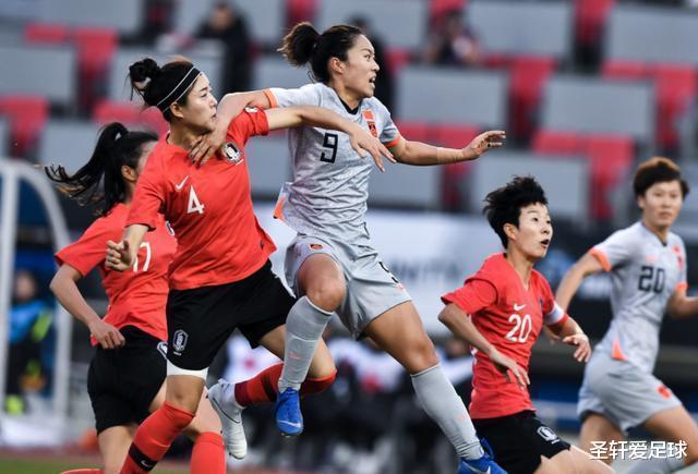 中国女足1-1补时阶段被绝平，贾秀全于央视正面回应：与队员无关