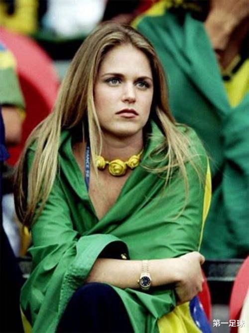 98年世界杯决赛罗纳尔多的神秘遭遇，阻止了巴西队世界杯三连冠(5)