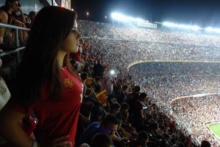 曼联官宣老特拉福德特殊助威方式：收集全球球迷照片，将填满看台