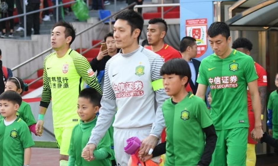 “中国卡西”正式挂靴，为国安赢得联赛冠军，保持中超和国足3大纪录