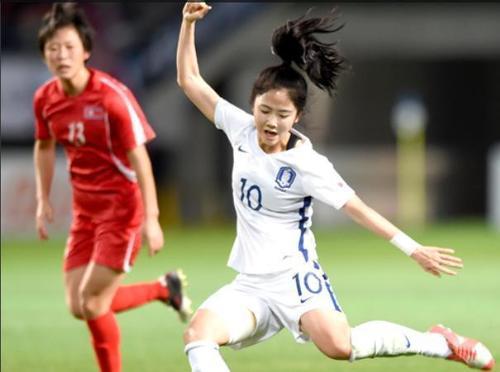 中国女足0: 3日本女足，贾秀全认为我们技不如人，你怎么看？(16)