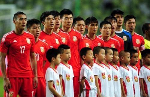 中国足协是否应该放弃10年国家队成绩将全力陪养青少年足球？(2)