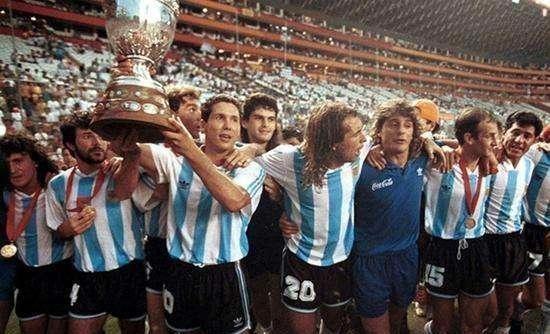 解析：阿根廷足球二十多年无冠，这个锅，可以给梅西吗？(2)