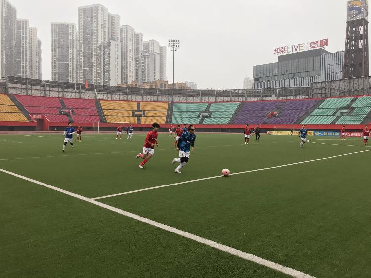 重庆中超球迷足球赛五至八名确定, 下周日将进行冠军争夺战(2)