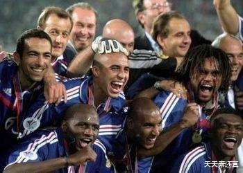 欧洲杯历史上，小组赛成绩最差的三个冠军