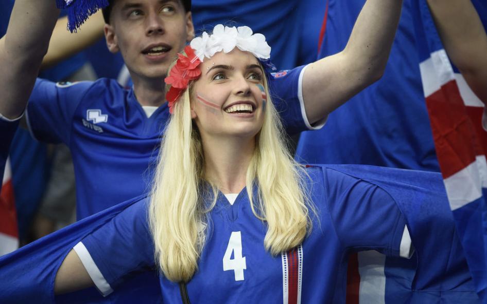 欧冠 冰岛球迷 冰岛女球迷最漂亮(3)