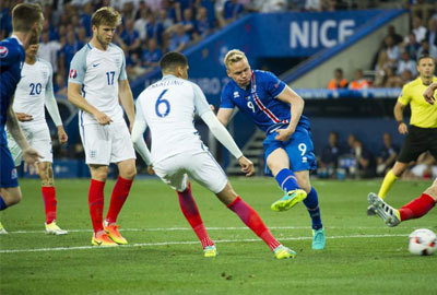 冰岛足球欧冠 冰岛5年飙升113位让国足汗颜(3)