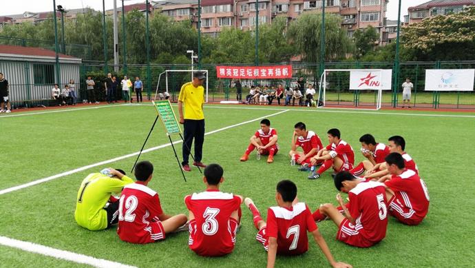 上海英超杯 上海这项草根足球赛事(11)