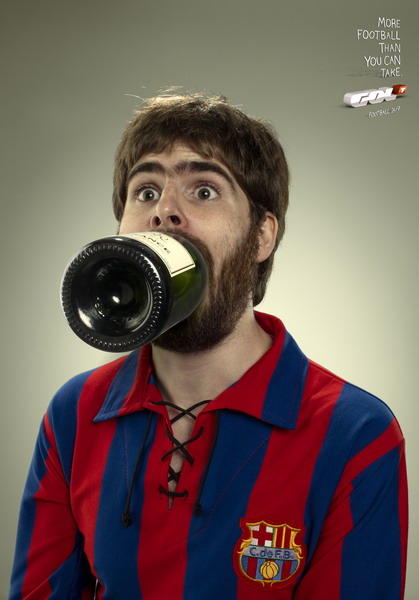 欧冠足球广告 那些妙趣十足的足球创意广告(24)