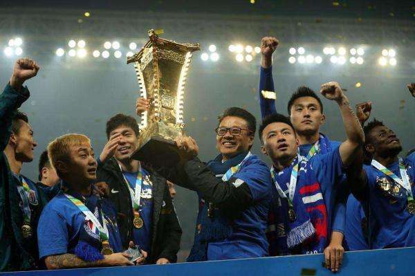上海几年没夺下中超冠军 上海足球2年连夺6冠(2)
