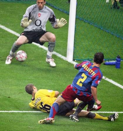 2005.2006年欧冠冠军杯 2006赛季欧冠决赛巡礼——巴塞罗那VS阿森纳(6)