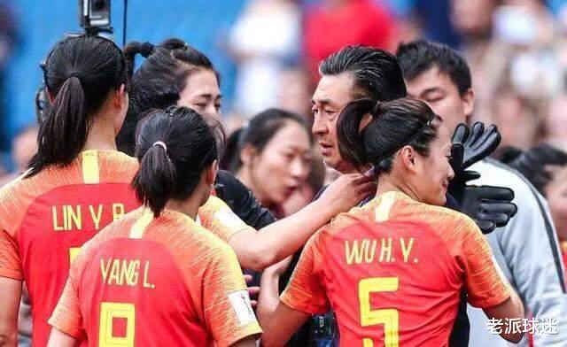 老球迷：中国女足闯入奥运会贾秀全却被叫下课，到底冤不冤？(3)