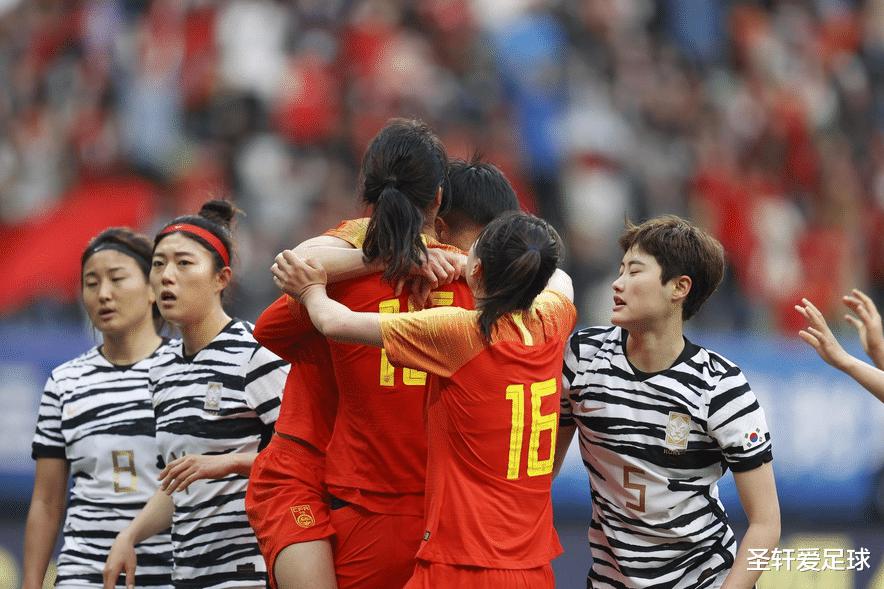 王霜任意球破门前，韩国队长1幕令人大跌眼镜，无缘奥运不冤枉！