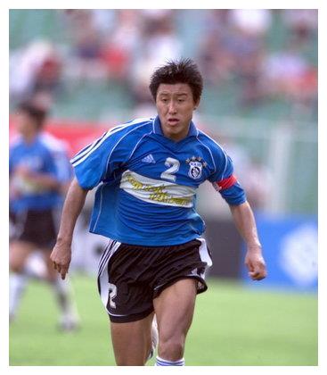 不敢相信！02年世界杯功臣英年早逝，一路走好中国足球永远的队长(2)