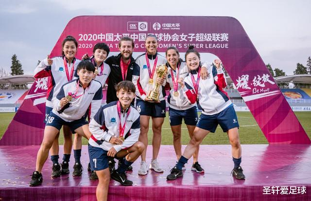 独造12球！王霜终于迎来爆发，中国女足小组出线不利：她成为关键(5)