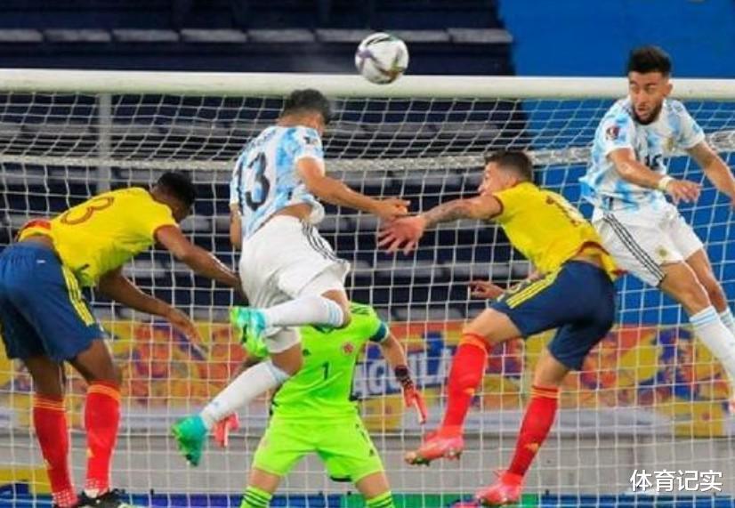 2：0到2：2，梅西哑火无奈摇头，阿根廷2021年以来未尝一胜(6)