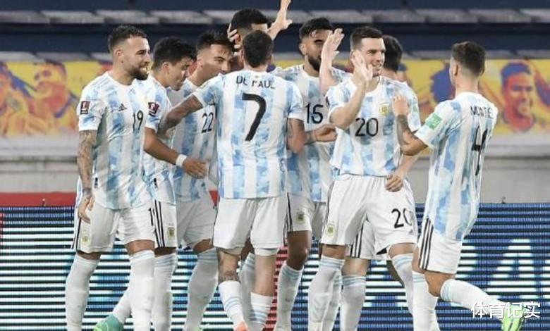 2：0到2：2，梅西哑火无奈摇头，阿根廷2021年以来未尝一胜(7)