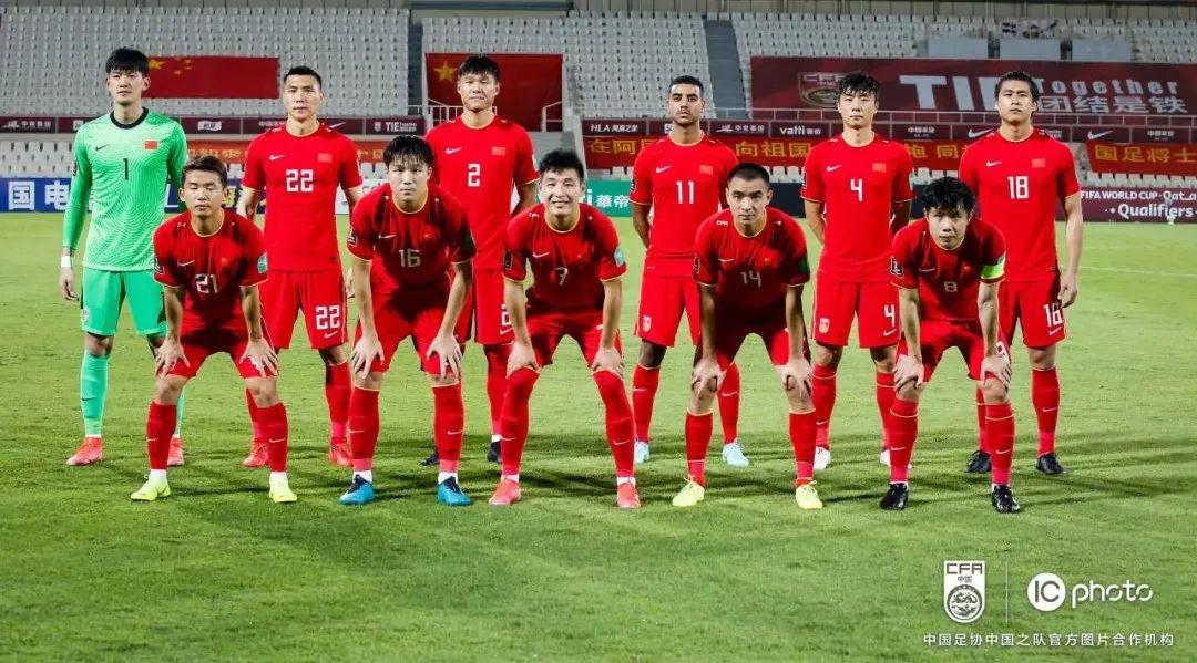 中国男足5-0大胜马尔代夫  李铁满意球员表现