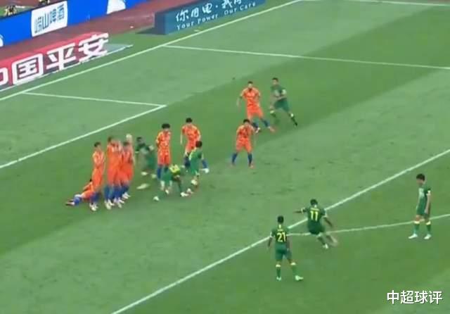 中国足球的莫大损失：960万欧巴西国脚离开中超实属遗憾！(1)