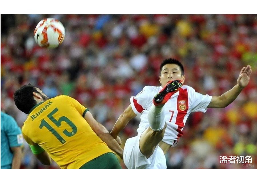 国内权威媒体确认! 澳大利亚连收坏消息, 中国男足这回赢球有戏了(4)