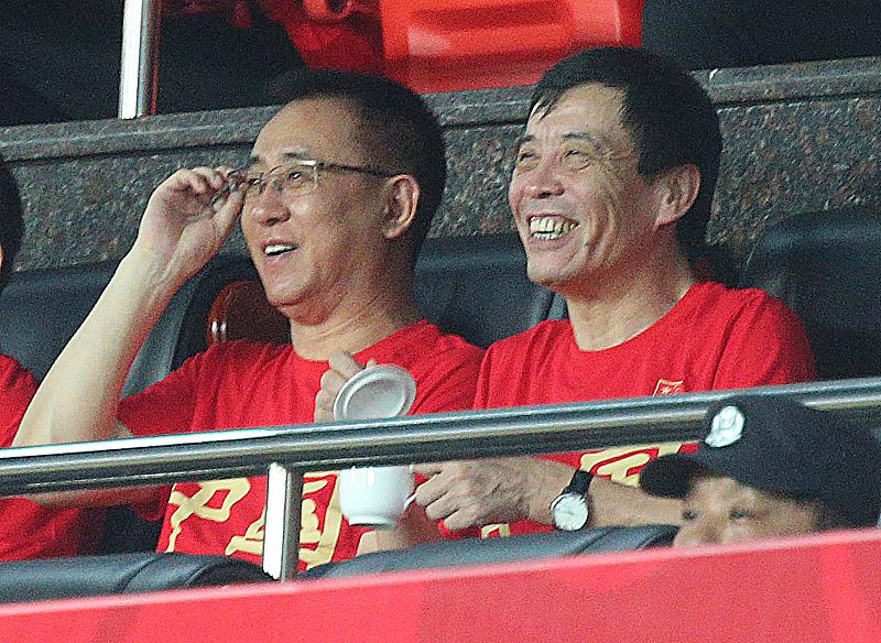 媒体：恒大是始作俑者！玩坏中国足球的是所有跟风者！(3)