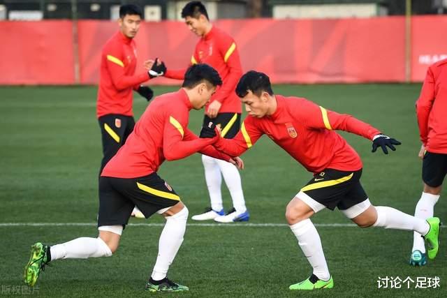 国足后继有人！18岁华裔天才明确表态：我考虑过为中国队踢球(4)