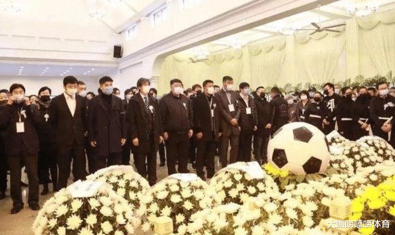 噩耗！中国足坛传奇离世，2021年已有7位国足名宿去世，1人仅48岁(4)