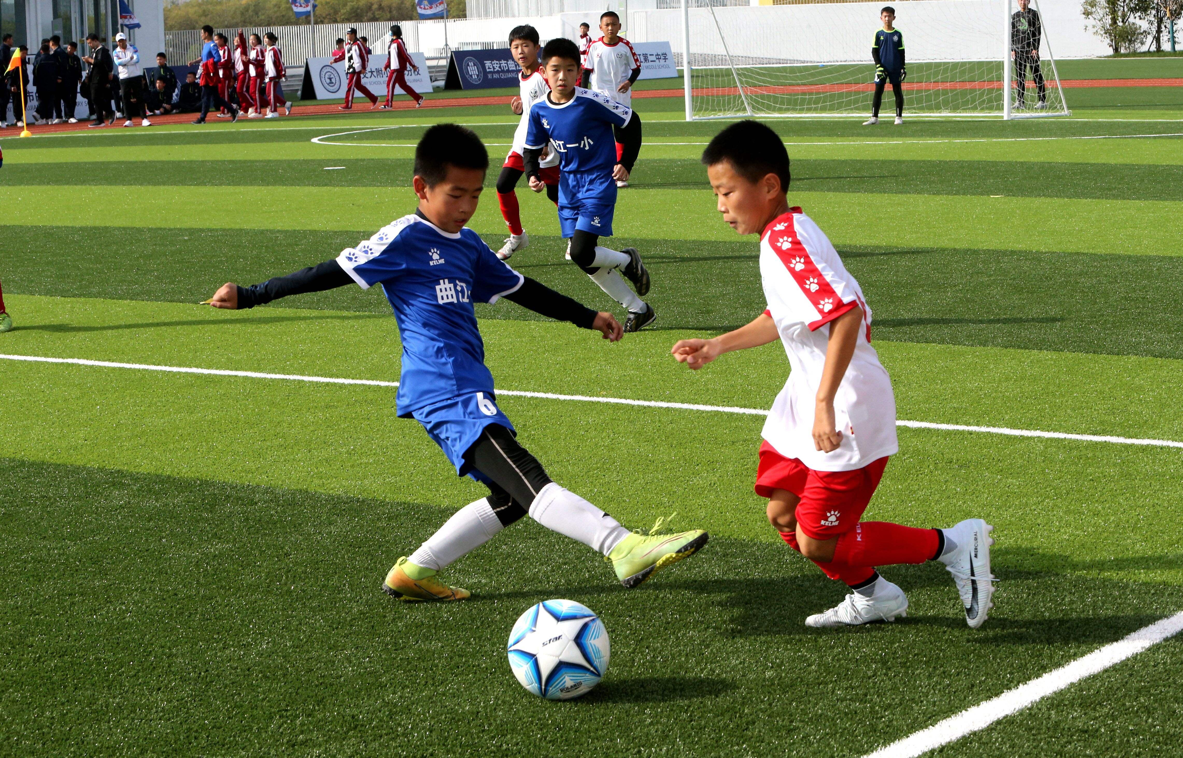 中国男足1：3不敌越南，也许不是坏事，让更多的人理解足球的规律(2)