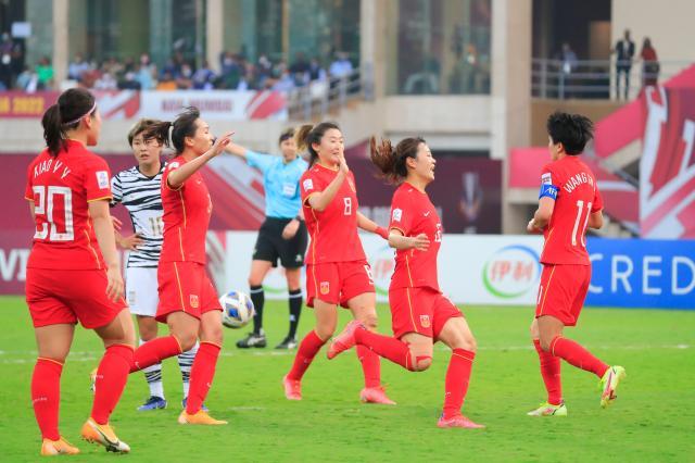 【亚洲杯】让二追三！中国女足3比2胜韩国第九次夺冠(1)