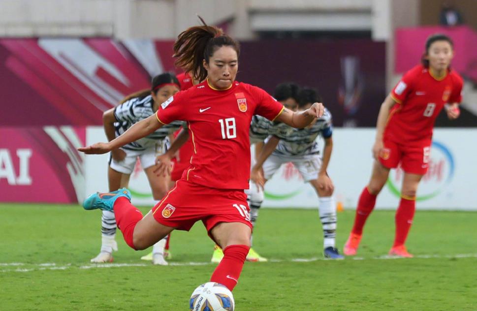 女足亚洲杯决赛，中国队3-2战胜韩国队，获得本届亚洲杯冠军