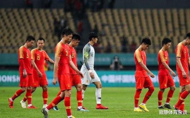 拒绝解散强制降薪，陈戌源展现强硬态度，中国足球开启新纪元(2)