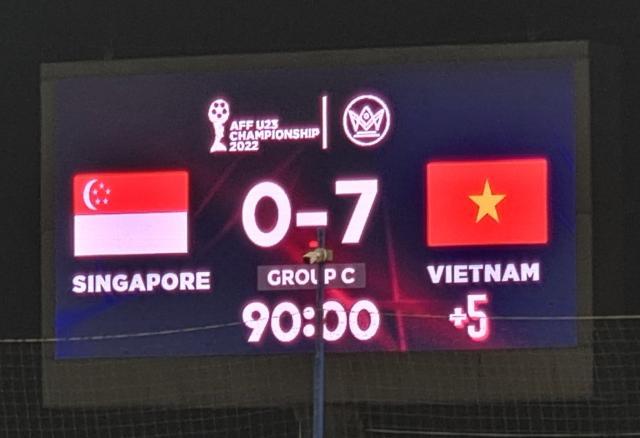 ​越南队东南亚U23锦标赛发威 小打大七球胜新加坡(1)