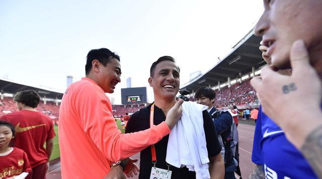 广州恒大又一功勋将退役，曾是国足主力，新赛季或仍带来惊喜(2)