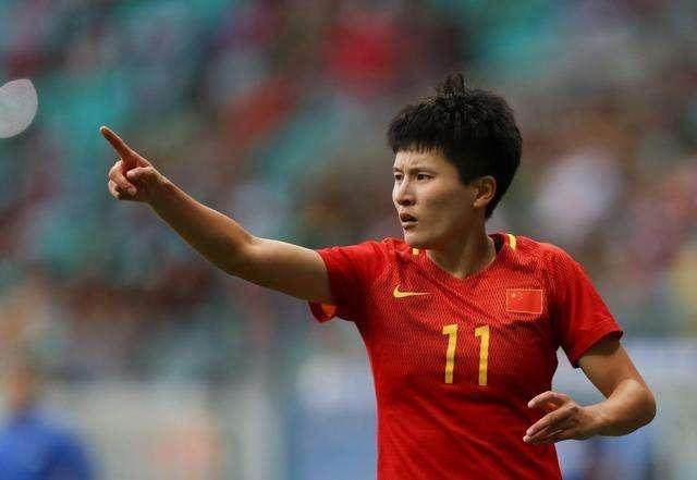 王珊珊自宣加盟北京女足 前亚洲足球小姐牵线