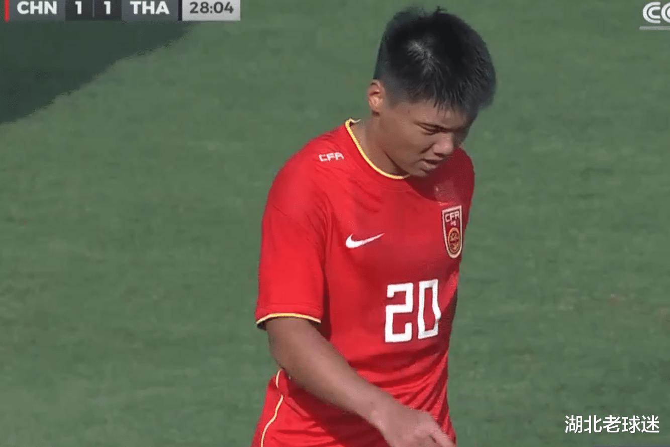 泰国U23被批评！球迷：输日韩就算了，惨败中国队是怎么回事？(6)