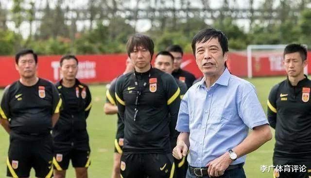 从2002到2022，什么导致中国足球20年乾坤颠倒，谁该为此负责(2)