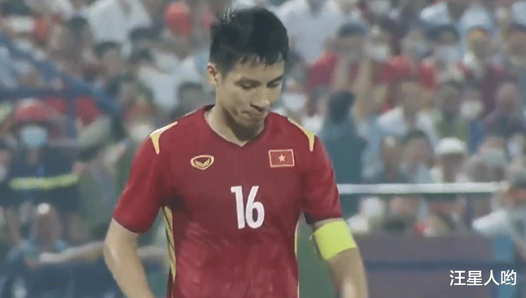 3-0！越南U23吊打印尼队，狂轰18脚射门，3次击中门框，获7张黄牌