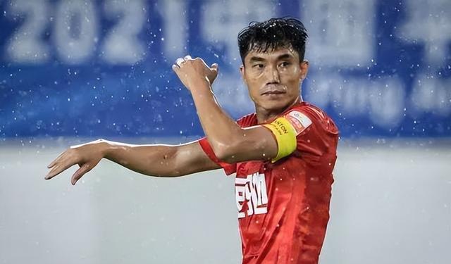 21世纪中国足坛留洋最强的五个球员法兰克福杨晨可以做课代表(4)