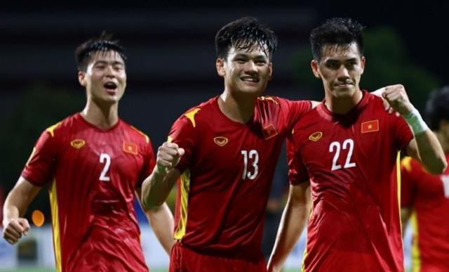 无缘种子队！国足亚洲杯最差分组：日本+越南+泰国，小组赛一轮游(4)