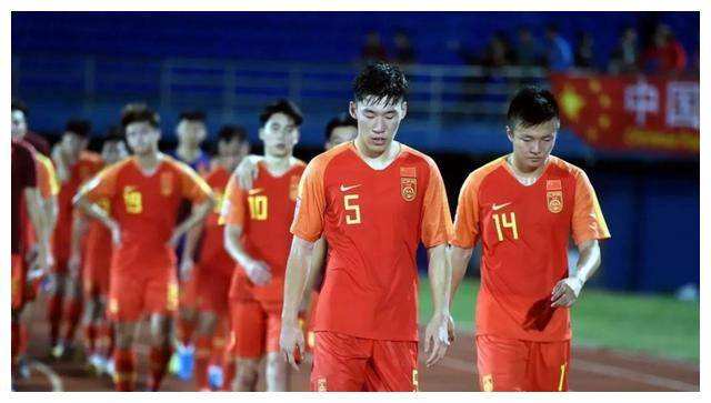 中国足球未来十年在亚洲还有竞争力吗？国奥战绩令球迷彻底绝望！(1)
