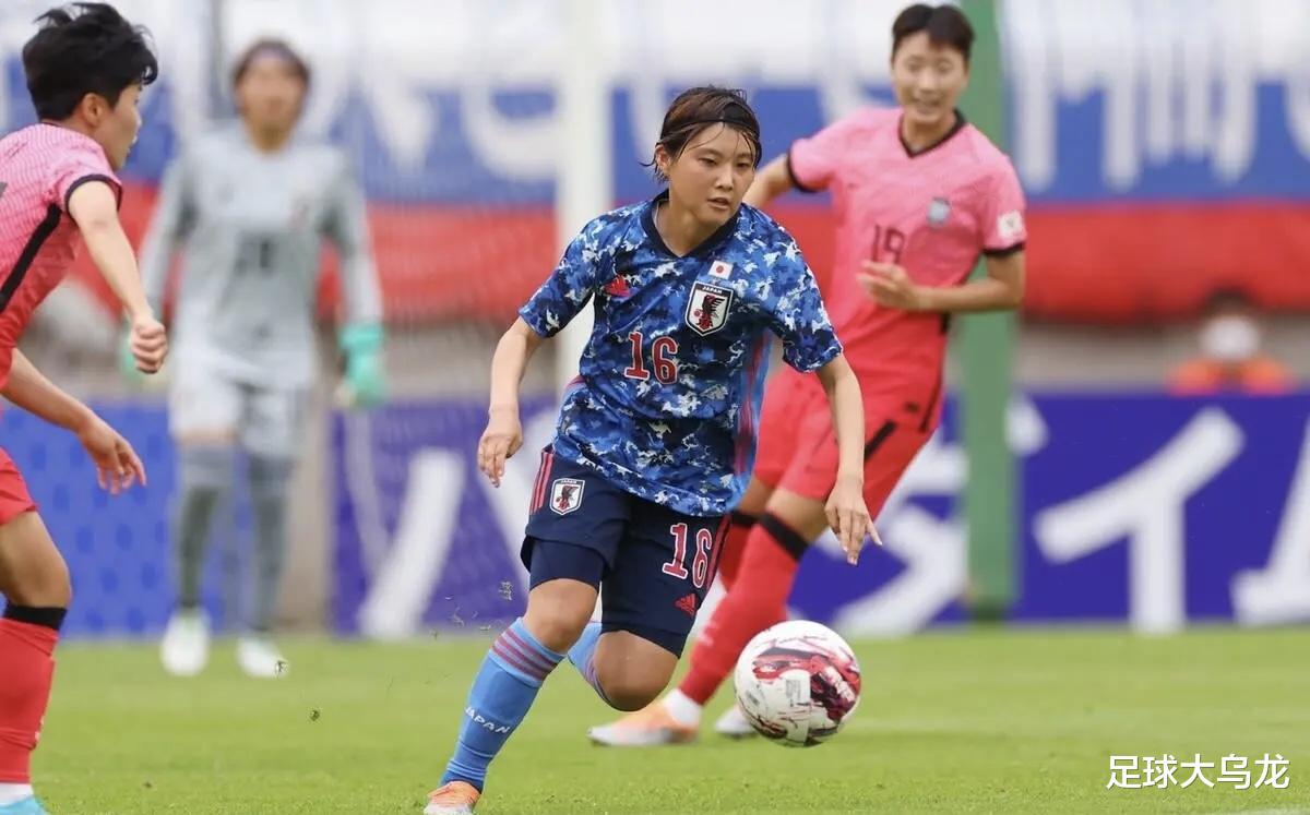 2-1！多亏了韩国，造62%控球，拖垮死敌，中国女足迎喜讯，保送冠军(4)