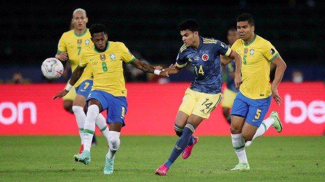 卡塞米罗加盟搭档弗雷德 曼联如何用好巴西双腰？(2)