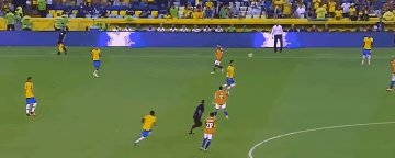 卡塞米罗加盟搭档弗雷德 曼联如何用好巴西双腰？(4)