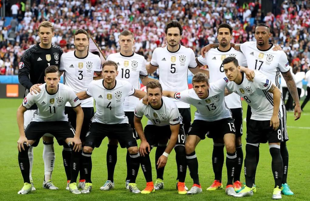 德国队历来强者风范，世界杯会卷土重来吗？能创造更好的战绩吗？(3)