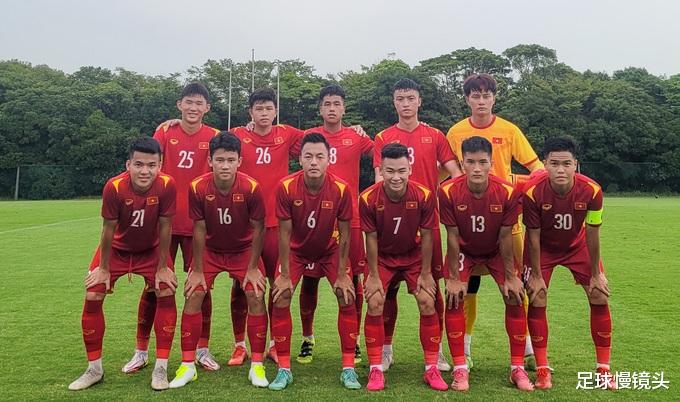 从5-0到7-2！中国队踢疯了，恒大新星3球+世界波，越南队2-5惨败(4)