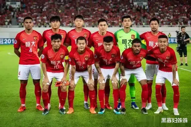 对中国足球、恒大本身这场对于归化的浩大尝试，最终只剩了一地鸡毛(1)
