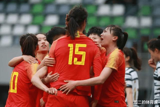 中国男足在国家队“不挣钱”？女足拿到的津贴更多，球迷：凭实力(4)